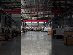 รวมกันสองสกรูโรงงานโชว์สั้น