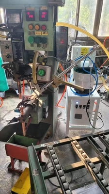 ระบบให้อาหารอัตโนมัติ Automatic Nuts Spot Welding