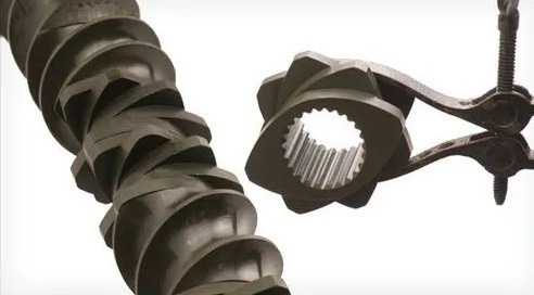 เครื่องจักรพลาสติกสกรูคู่ Extruder Barrel Screw Elements ความต้านทานการกัดกร่อน