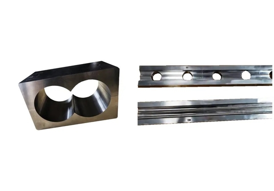 Screw And Barrel Split Liner สำหรับสายการผลิตเครื่องอัดรีดพลาสติก