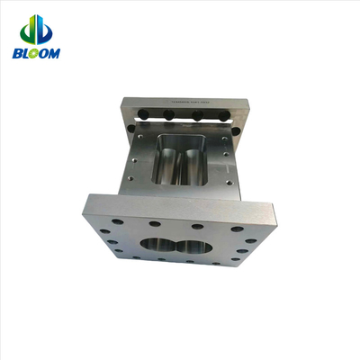 การป้องกันการกัดกร่อน Twin พลาสติก Extruder Screw Barrel สําหรับการผลิต PEEK PVDF