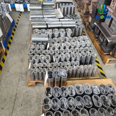 กระบอกสกรูเอ็กซ์ตรูเดอร์ทนทานต่อการกัดทุบ พร้อมแผ่นผสม Ni60 เพื่อเพิ่มความทนทานต่อการสกัดในเครื่องสกรูสองตัว