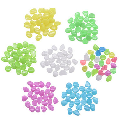 เรืองแสงที่มีสีสันใน Dark Garden Pebbles สำหรับตกแต่งบ้านสวน Luminous Stone