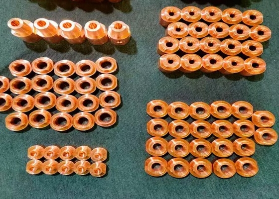 น็อตหน้าแปลนครอบคลุม 17mmx25mm สำหรับการเชื่อมจุดอ่อนนุช